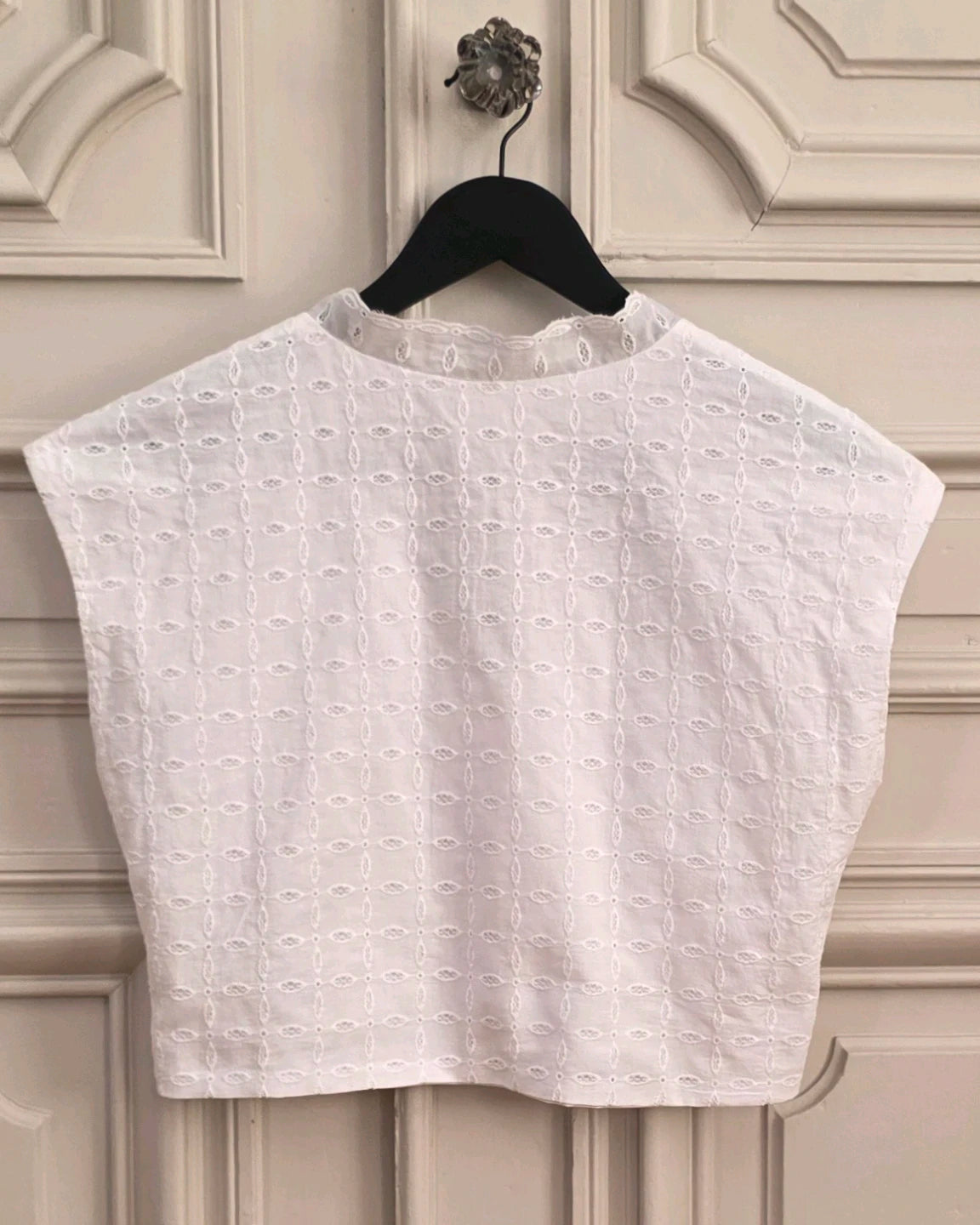 top broderie anglaise coton cintre vue de dos atelier couture a la mode du temps perdu