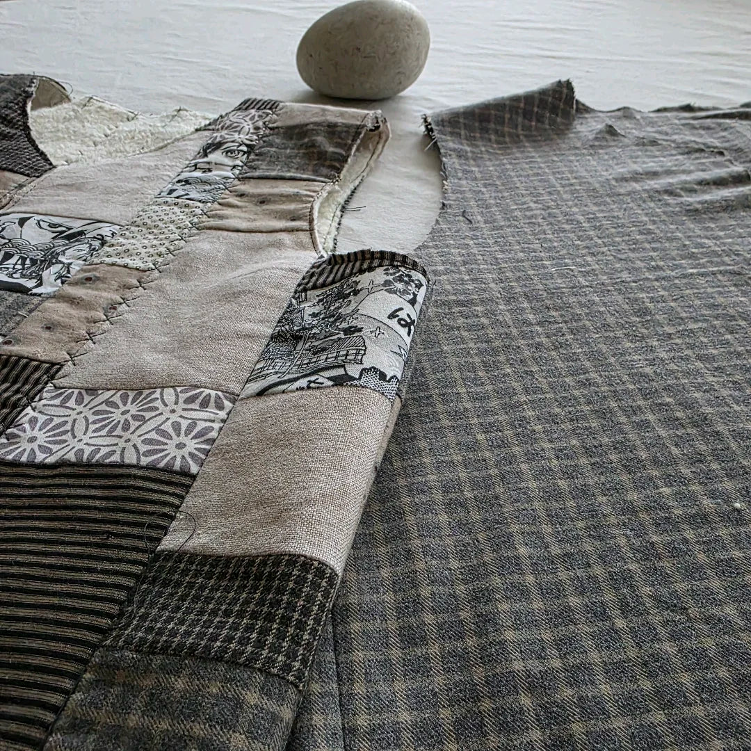 les deux faces du gilet réversible Variations, Ma. Opus I avant assemblage