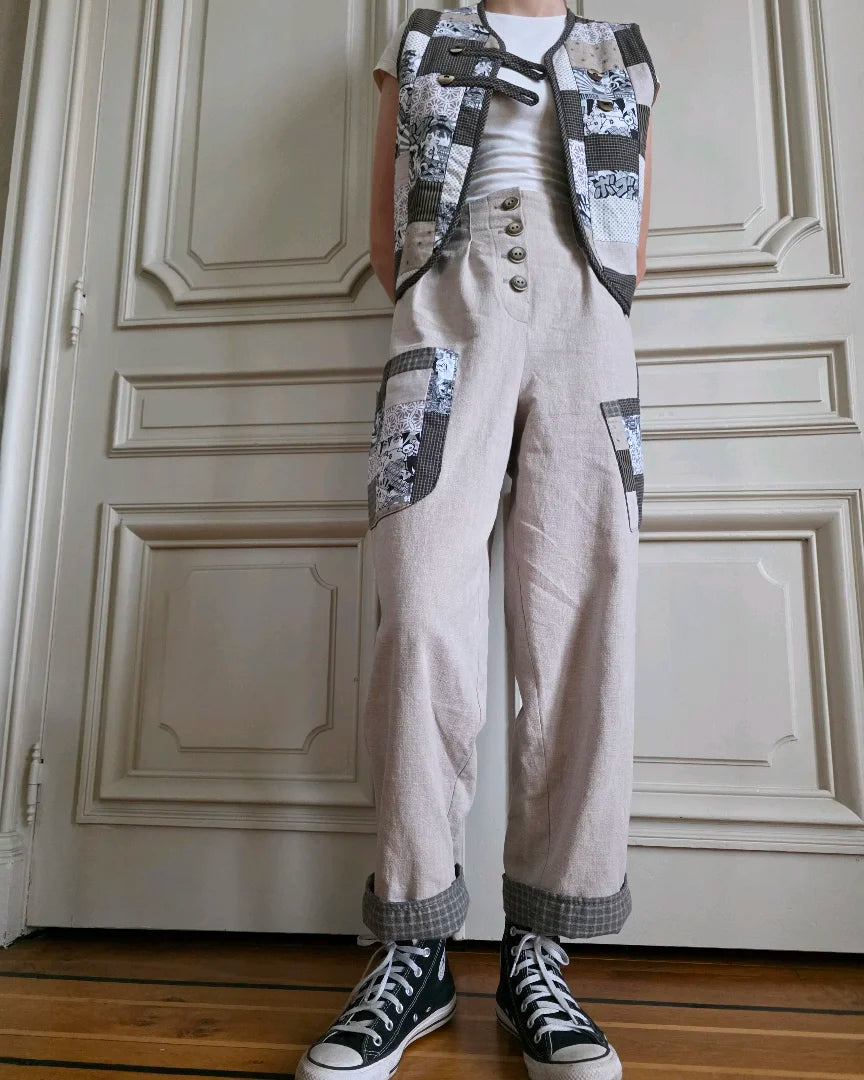 Pantalon femme en lin structuré – porté – Variations Ma Opus I et son gilet assorti 
