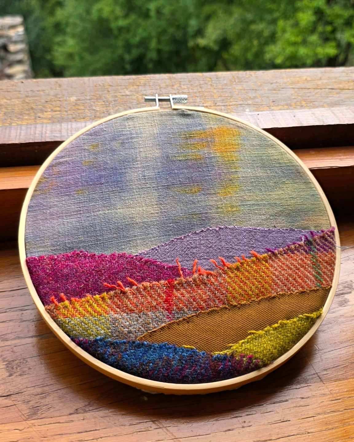 Tableau textile en patchwork de Harris Tweed, lin et coton, paysage abstrait Échappée n°10