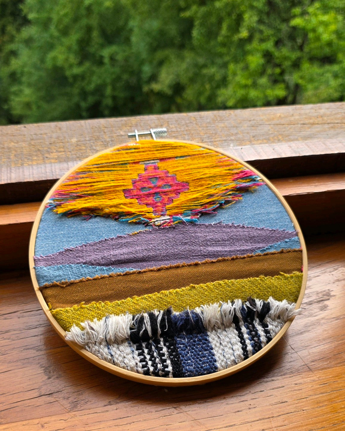 Œuvre murale textile Échappée n°3 en patchwork de tissus, tweed Mahlia Kent et Harris Tweed, pièce unique artisanale