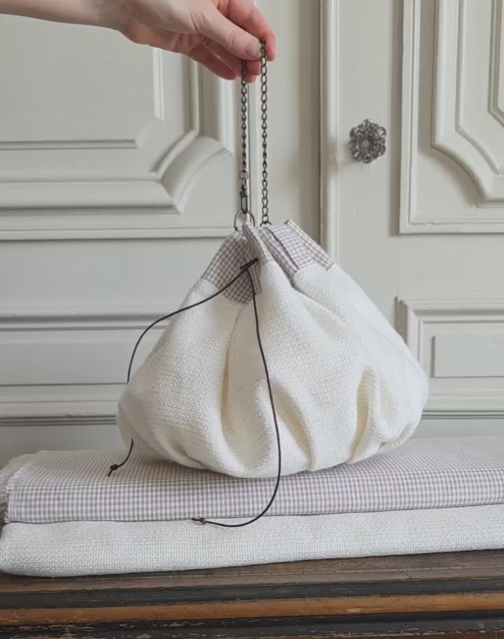 sac bourse tweed blanc grand modele fait main coton vichy ouverture interieur chaine metal