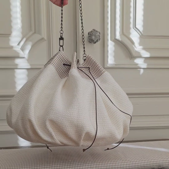 sac bourse tweed blanc fait main chaine metal fermeture lien cuir volume souple atelier francais