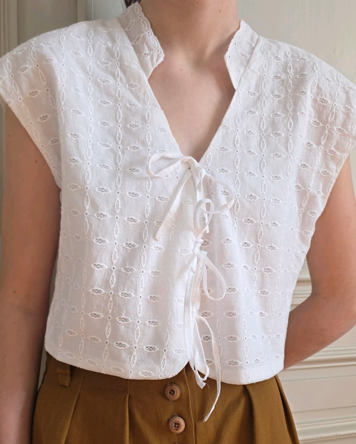 top broderie anglaise coton variations alize modele 1 porte de face