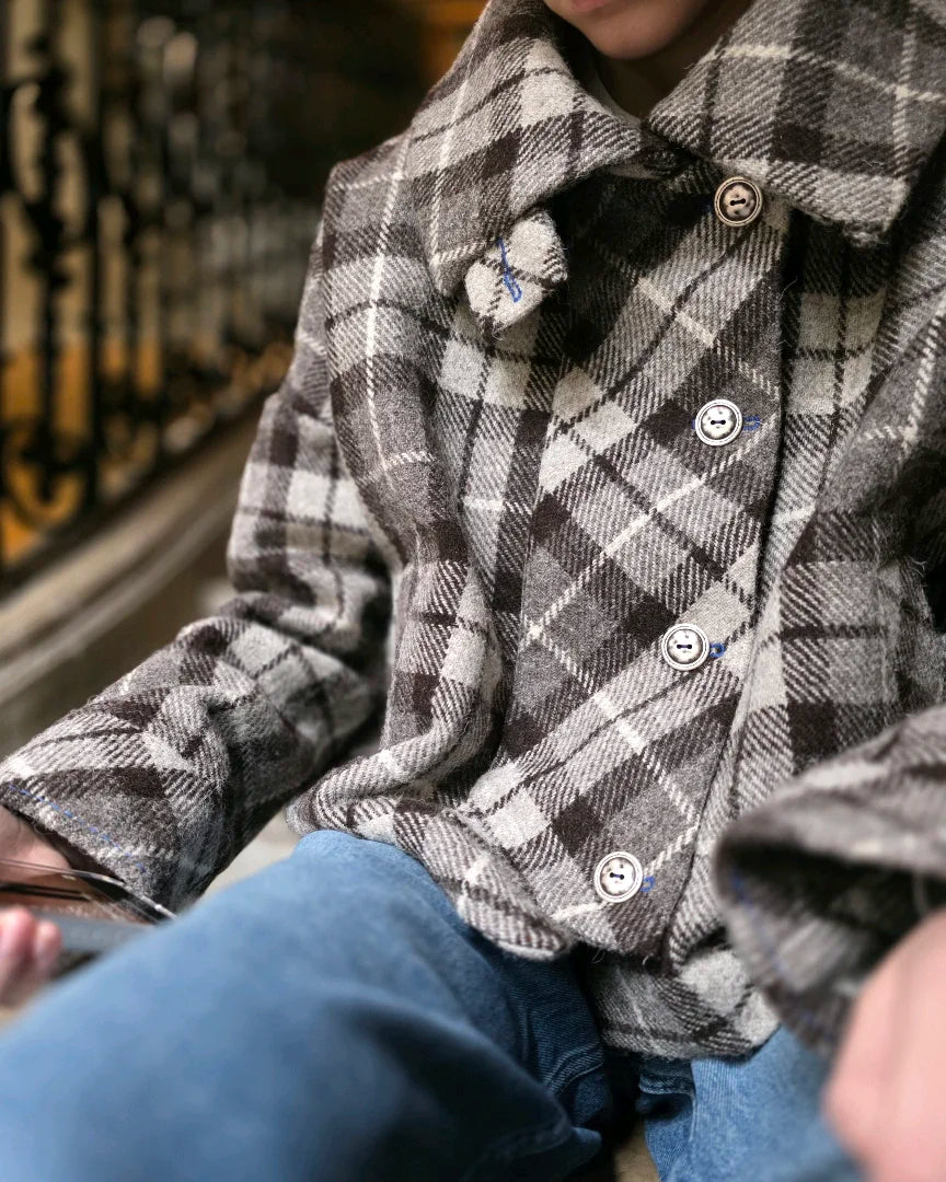 la piece veste luba portee harris tweed cil montant patte de boutonnage en biais et boutons